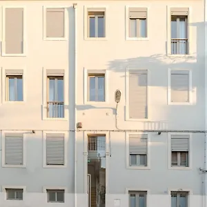 https://casa-boma-lisboa-modern-luminous-apartment-with-balcony.hotels-lisbon-portugal.com